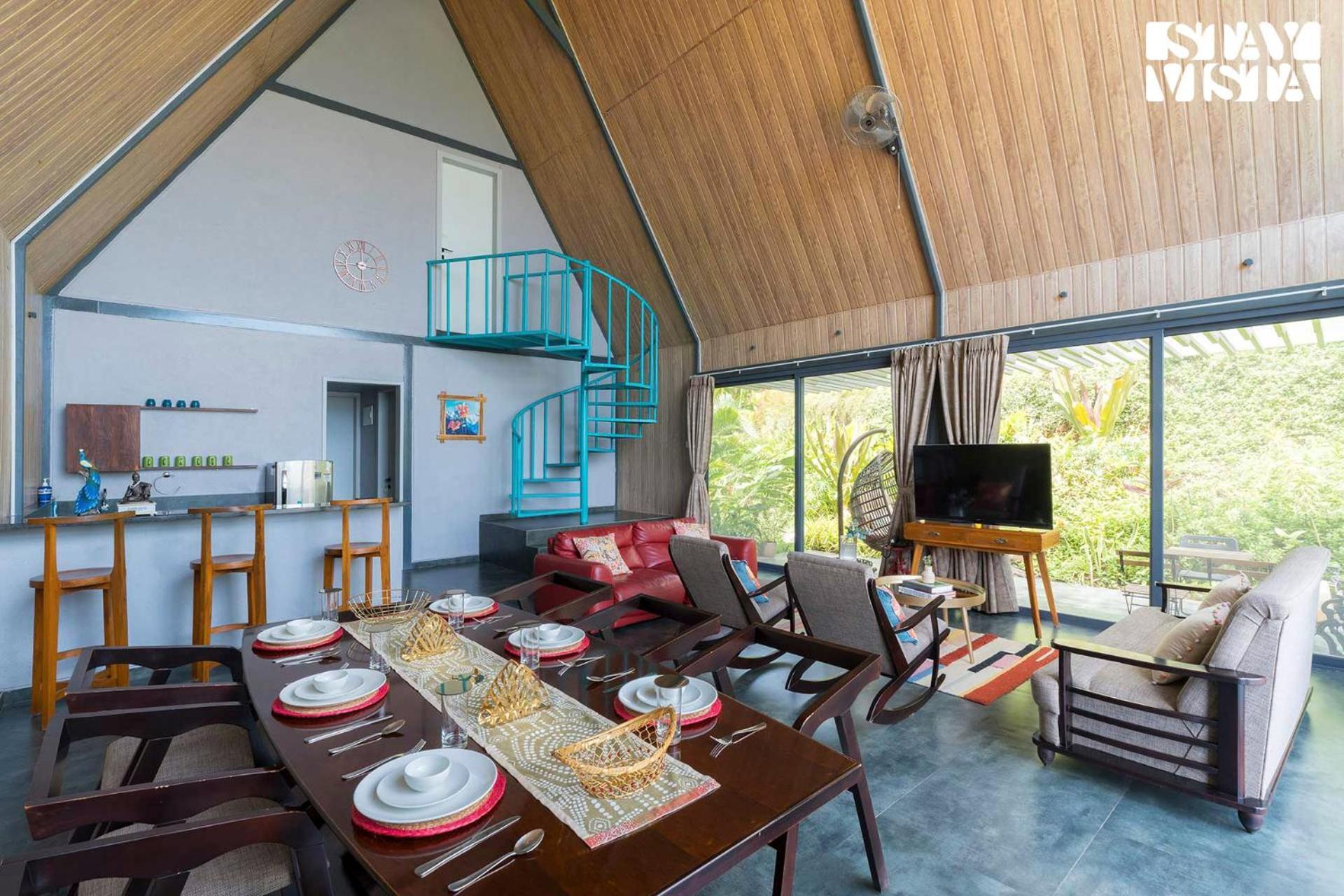 Stayvista'S Celeste Villa - Hill-View Retreat With Infinity Pool Нашик Екстериор снимка