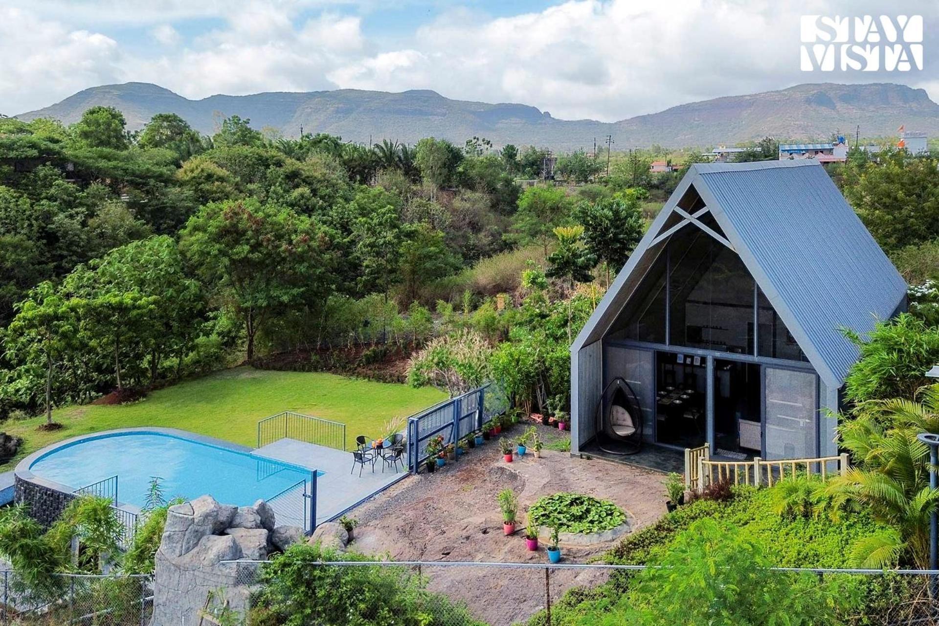 Stayvista'S Celeste Villa - Hill-View Retreat With Infinity Pool Нашик Екстериор снимка