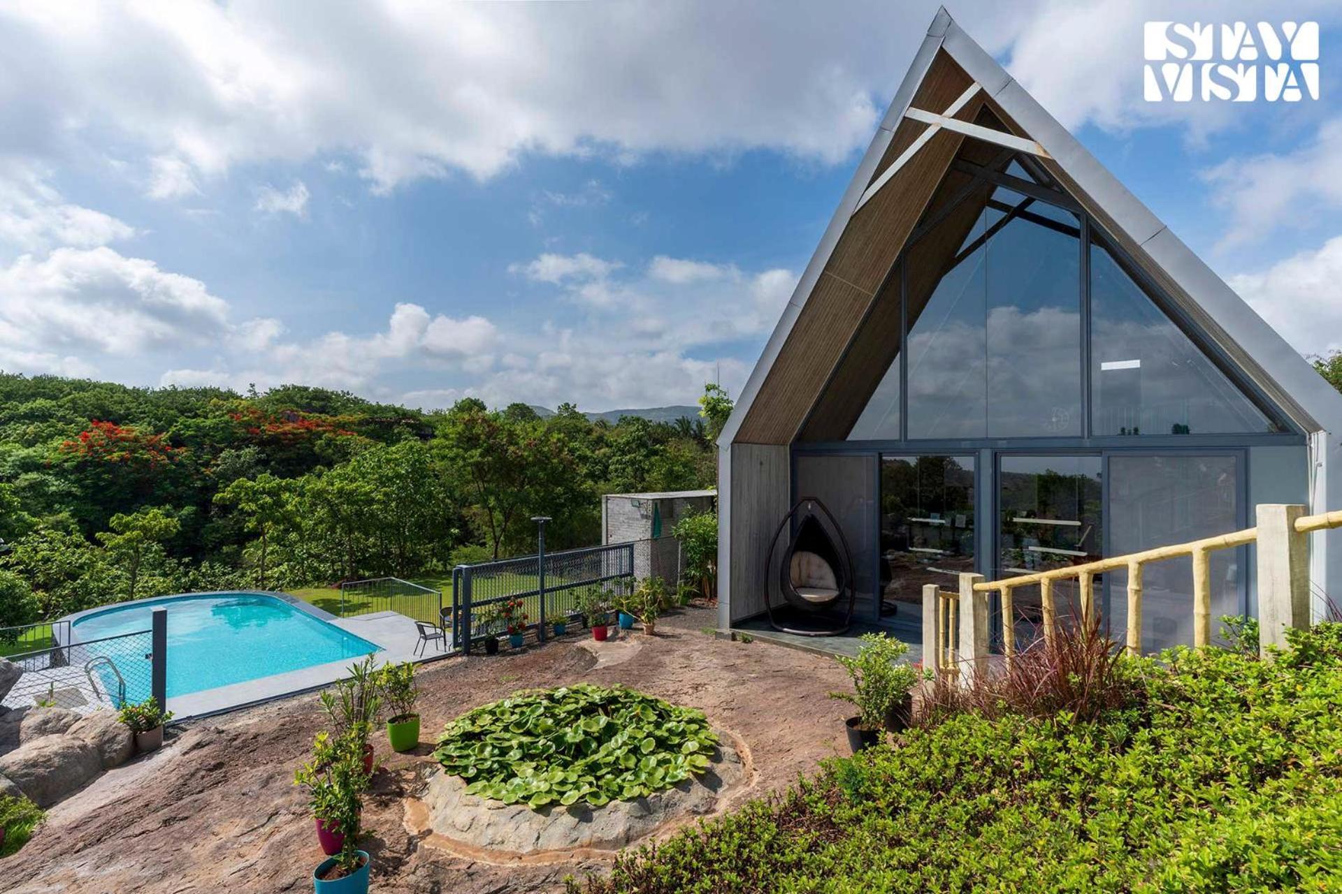 Stayvista'S Celeste Villa - Hill-View Retreat With Infinity Pool Нашик Екстериор снимка